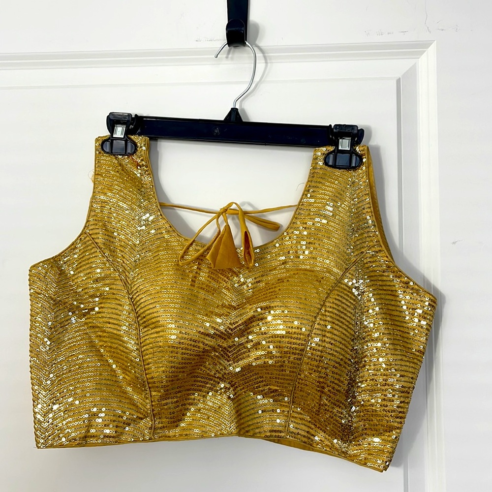 Gorgeous Gold sequins padded Blouse / New/ size 38 (check pics for measurements)